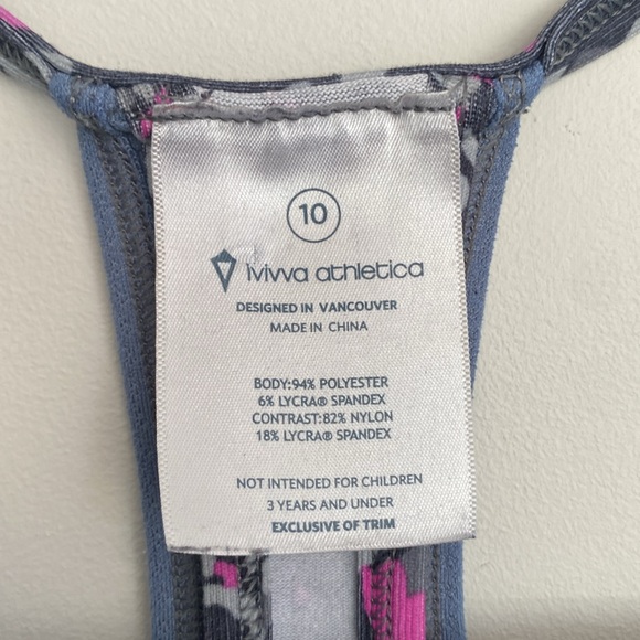 Ivivva Tank - Size 10 - Picture 3 of 6